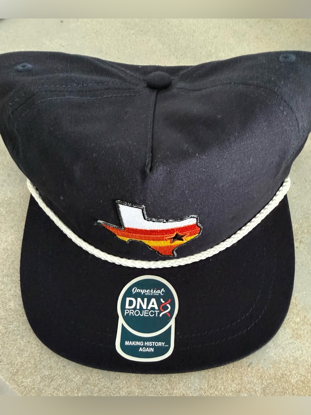 • SAINT BERNARD • Astros Rope Hat • NWT •